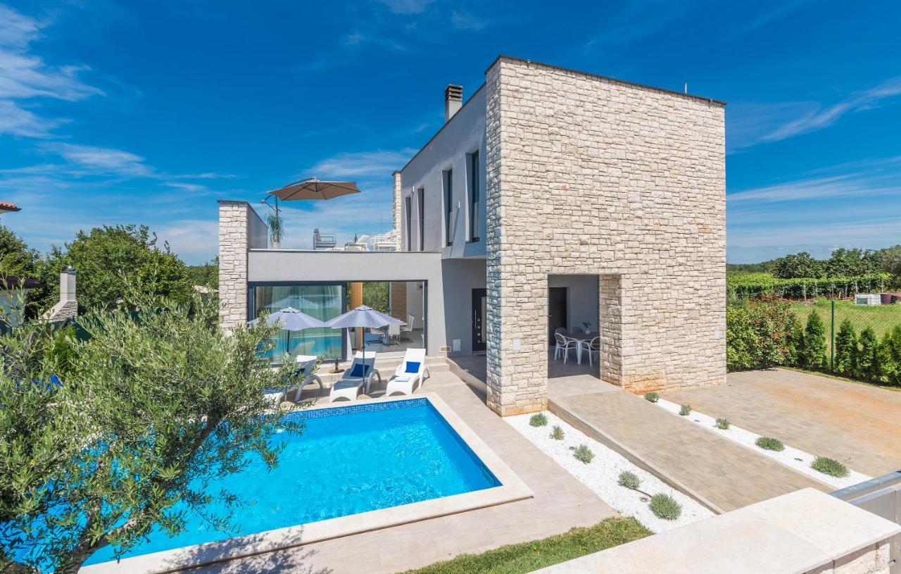 Villa Selest Umago Esterno foto